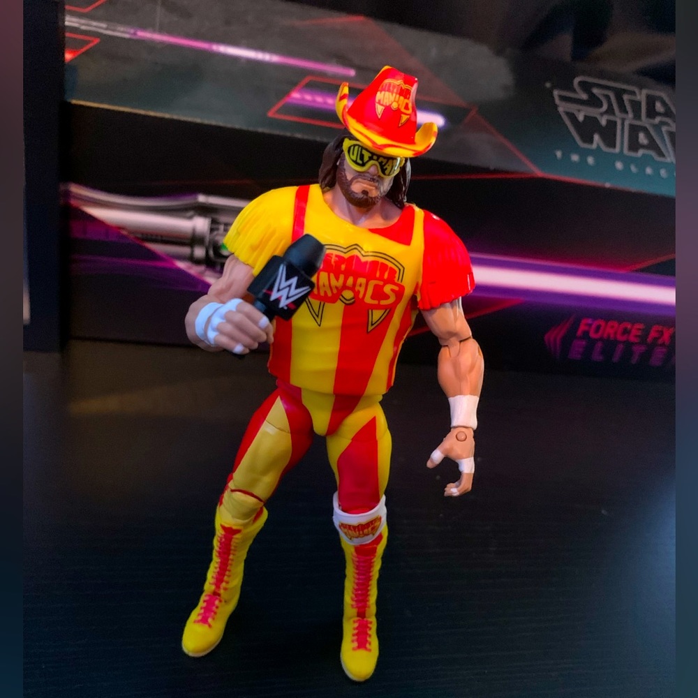 WWE Elite Ultimate Maniac Randy Savage Figure